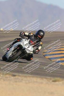 media/Oct-07-2023-CVMA (Sat) [[f84d08e330]]/Race 13 500 Supersport-350 Supersport/
